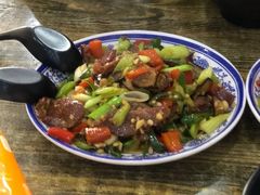 腊肉炒-文杰餐馆(南洪时尚风情街店)