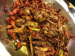 爆辣干锅鸭头-安诚居干锅鸭头(八角店)
