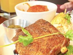 猪小排-Chili's Cafe&Bar奇利斯(滨江店)