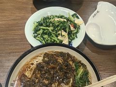 -玖鲜小笼(中山广场店)