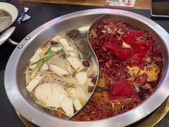 -沸炉重庆老火锅(军事博物馆店)