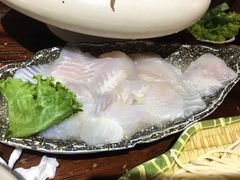 -东巴婆婆云南鱼豆花火锅(大东门店)