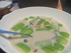 -铜锣湾·有麝自然香(渝北财富中心店)