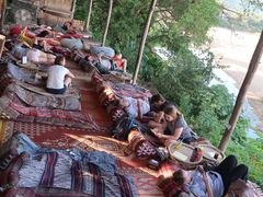 -乌托邦酒吧和餐厅