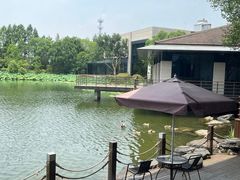 -上海怡沁园度假酒店
