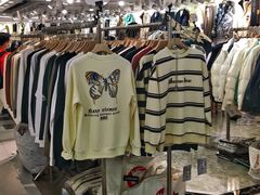 -广州壹马服装广场