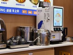 -李与白包子铺(桐梓林店)