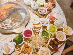 -红九格老火锅(三峡广场店)