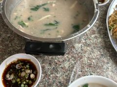 -洲心街道青联村镜记烧肉