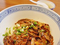 蛤蜊猪肝面-沪西老弄堂面馆(定西路店)