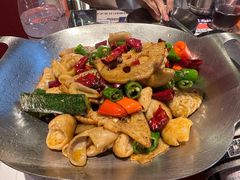 -神府路壹号·海鲜烧烤·砂锅粥·锅物(三坊七巷店)