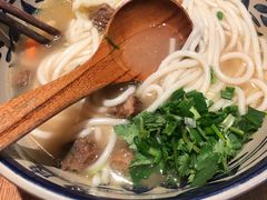 -鑫花溪牛肉米粉(东环大润发店)