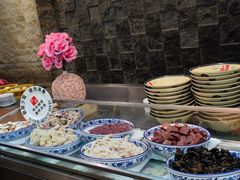 自助取餐区-聚春园自助餐厅(东街口店)