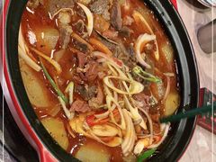 -腩得欢喜·牛腩煲火锅(万庭大厦店)