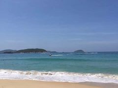 三亚亚龙湾华宇度假酒店(原三亚华宇皇冠假日酒)-三亚亚龙湾雅高美爵酒店