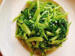 -吴越荣记苏州菜·松鼠桂鱼100%活鱼现做(斜塘老街店)