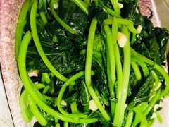炒时蔬-饭桌故事·血鸭湘(荣宝华店)