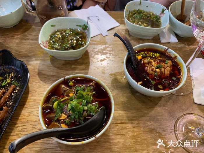 走街串巷(丰富路店)脑花图片
