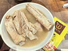 招牌肉骨茶-松發肉骨茶(牛车水店)