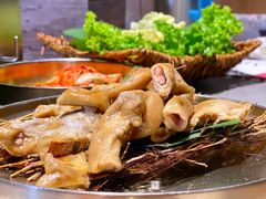 -草家酱蟹炭火烤肉店(珲春南路一店)