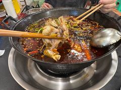 -鸿顺老铁锅美蛙鱼府(解放碑店)
