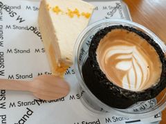 -M Stand(上海人民广场来福士店)