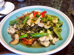 酸菜蘑菇-菲乐餐厅(三十年经营·湖滨路店)