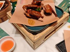-悦得闲广式点心茶楼(蓝鲸世界店)