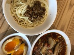 -牛王庙吳記怪味面(双楠店)