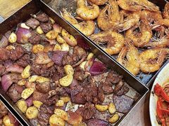 -老东镇啤酒屋海鲜加工·蒸汽海鲜·海鲜烧烤(台东店)