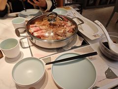 -黄记煌三汁焖锅(新佳丽江汉路店)