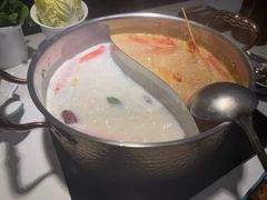 -椰子湾·海南火锅·糟粕醋·椰子鸡(正大广场店)