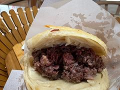 精品驴肉火烧-闫家驴肉老店(华电一校店)
