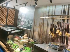 -洞庭土菜小炒馆(易发广场店)