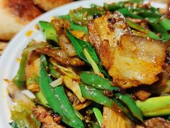 -粉墨特色菜·烧烤音乐酒馆