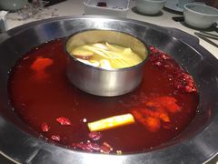 -麻辣空间·清油火锅(水井沟店)