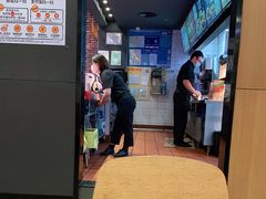 -汉堡王(大连柏威年餐厅店)