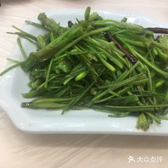 重庆正宗川味饭店(丽江大酒店北)
