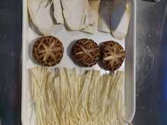 -朴太院·烤肉万岁·创意首尔料理(中联广场店)