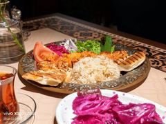 -梅夫娜土耳其餐厅.清真HALAL