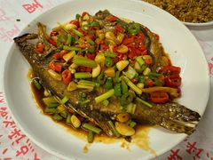 -堂瓦里·33年传统赣菜(第一街区店)