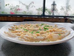蒜蓉粉丝蒸沙虫-蠔爺王志德生蚝馆(金沙湾店)