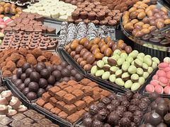 -Laderach 莱德拉(上海环贸iapm店)