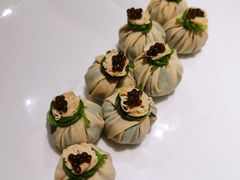 鱼子酱石榴包-甄御•海鲜新青岛菜(麦岛店)