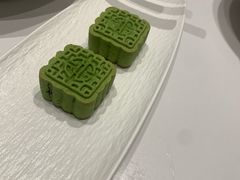 -滩外滩·本帮江浙菜(新天地店)