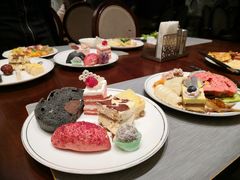 -南郊宾馆·风味自助餐厅·山东十六地市特色菜