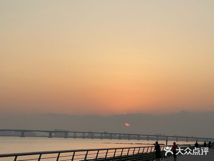 滨海公园图片