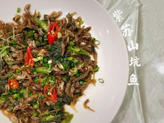 -品泉餐厅·大盆鱼·走地鸡