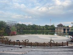 -茅山东方盐湖城景区