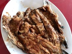 -北京龙庆四季香农家饭庄·灶台鱼·碳烤虹鳟鱼(龙庆峡店)